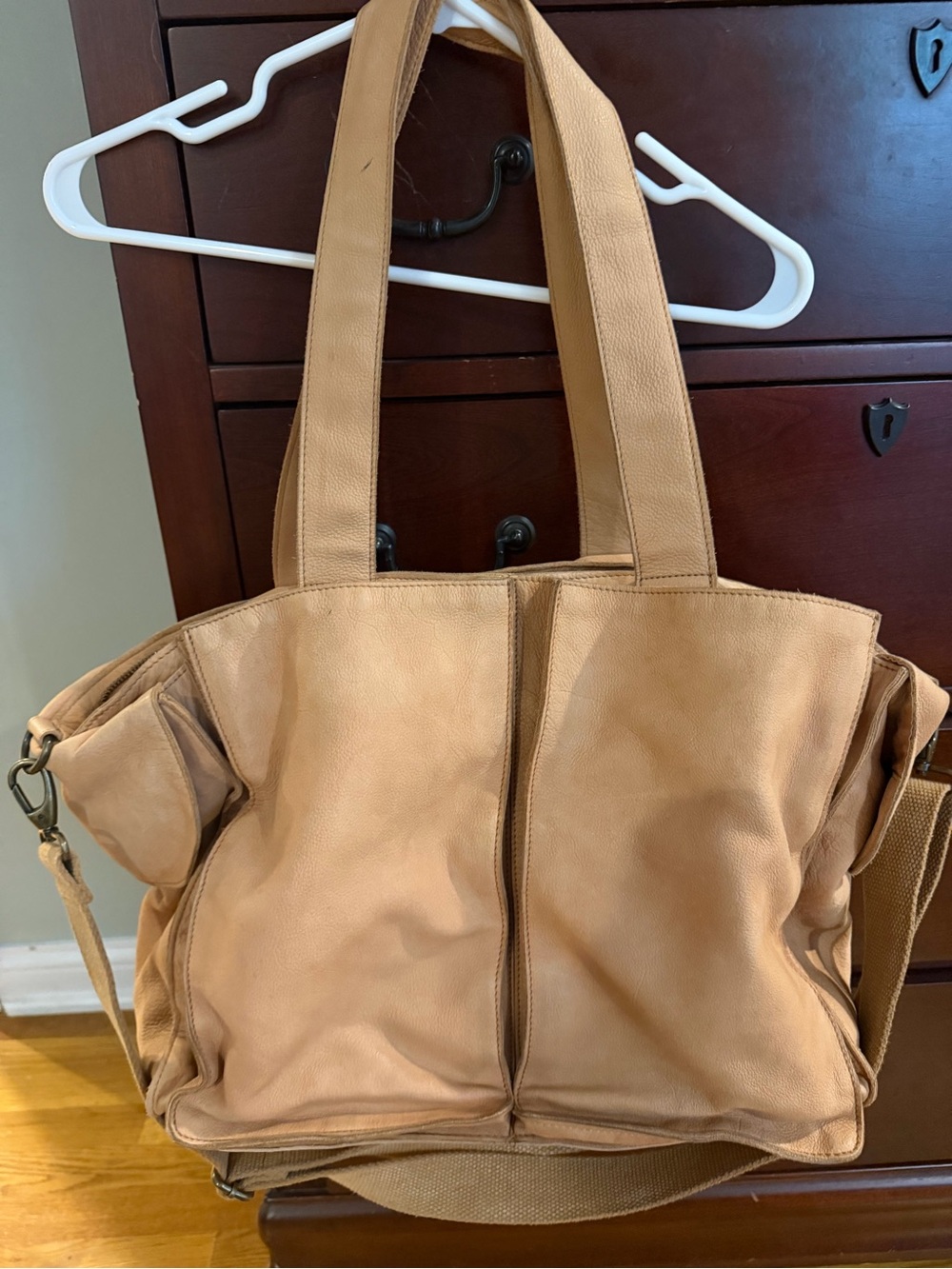 Free People Classic Tan Large Leather Tote Bag - Spacious Everyday Handbag